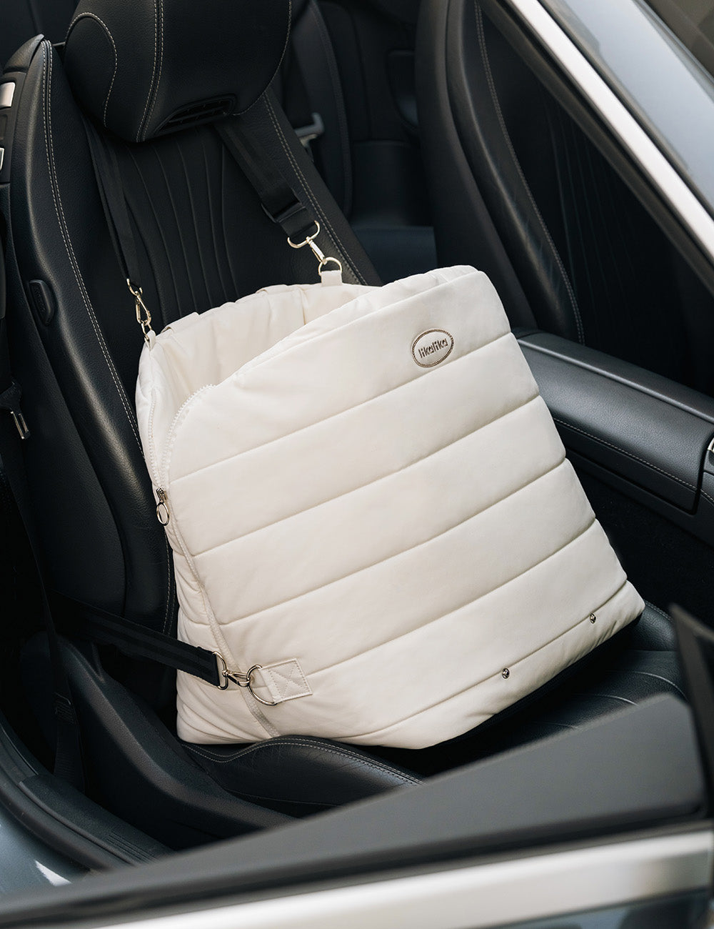 Air Shell Car Seat (2 colors)