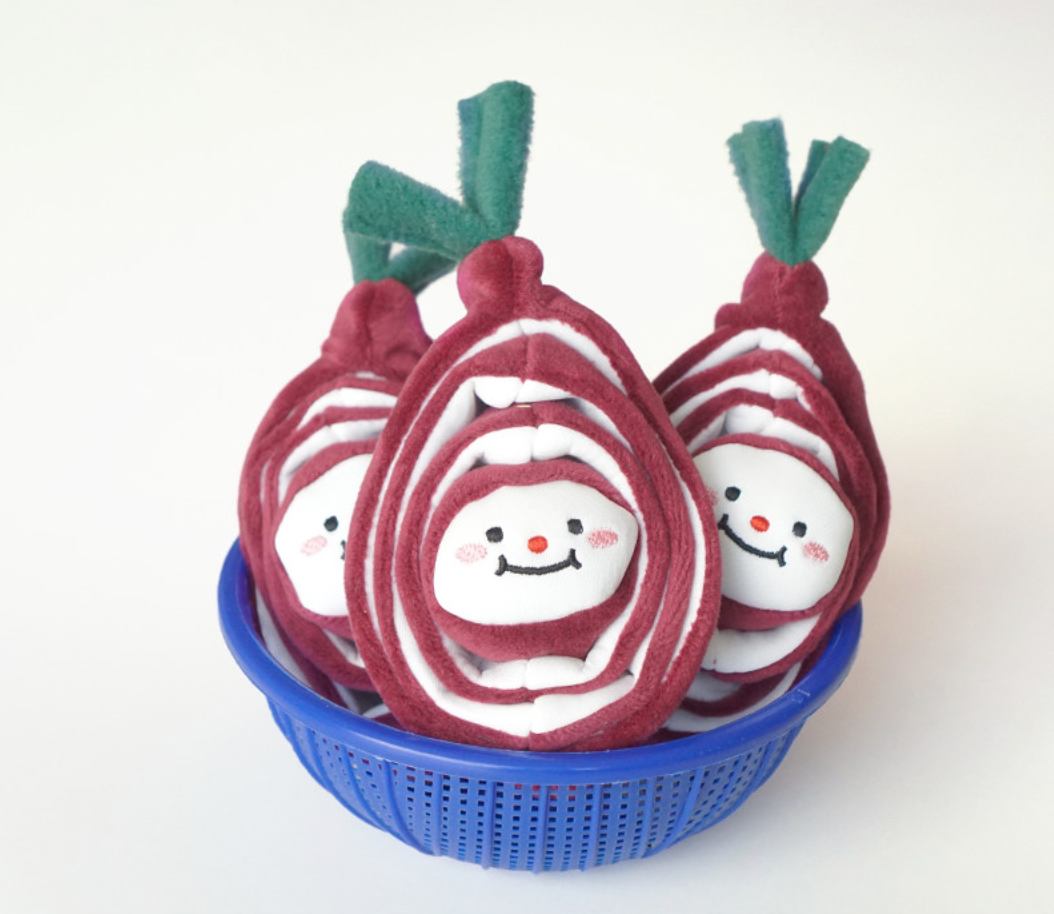 Red Onion Nosework Toy