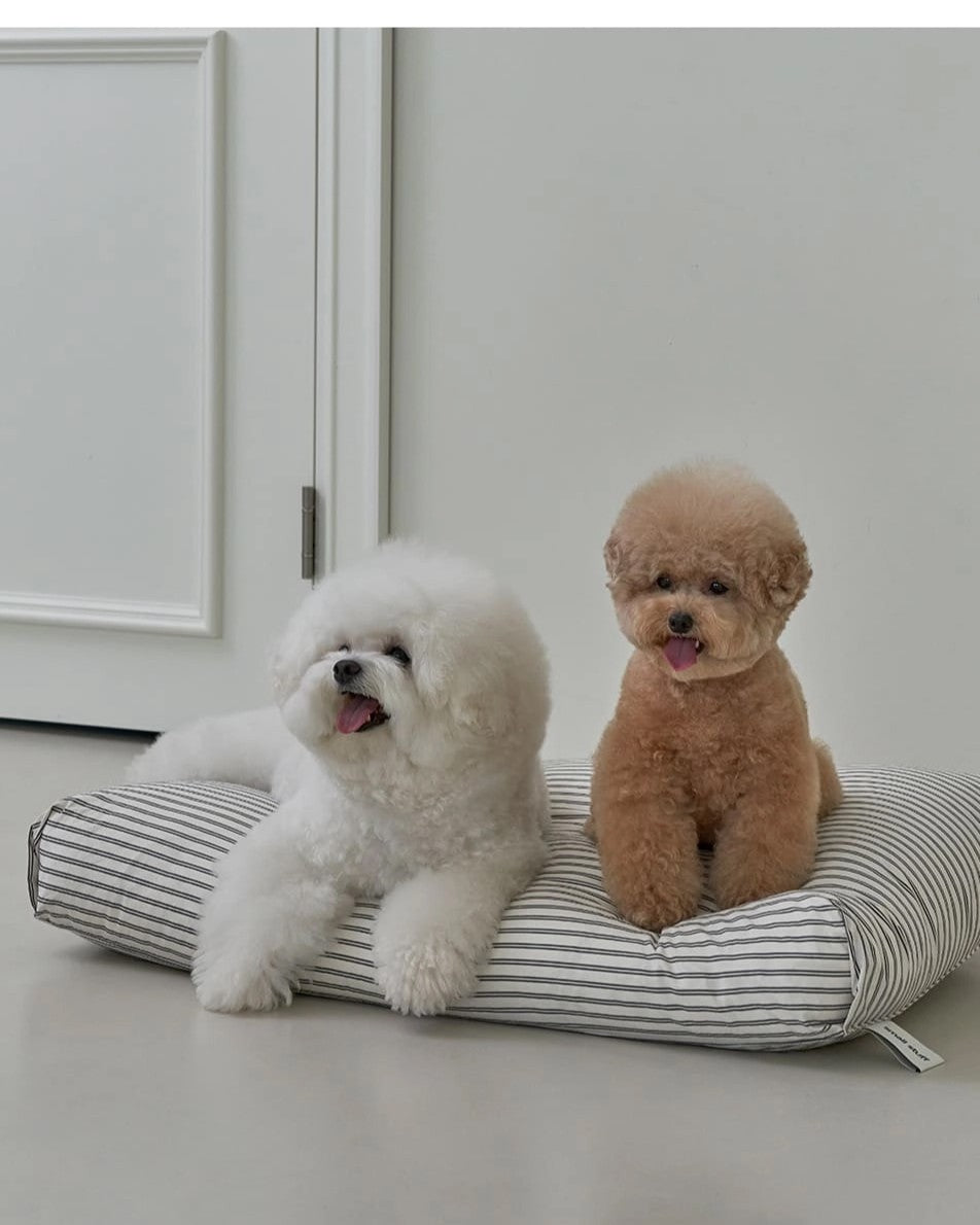 Rest Bed Black Double Stripe