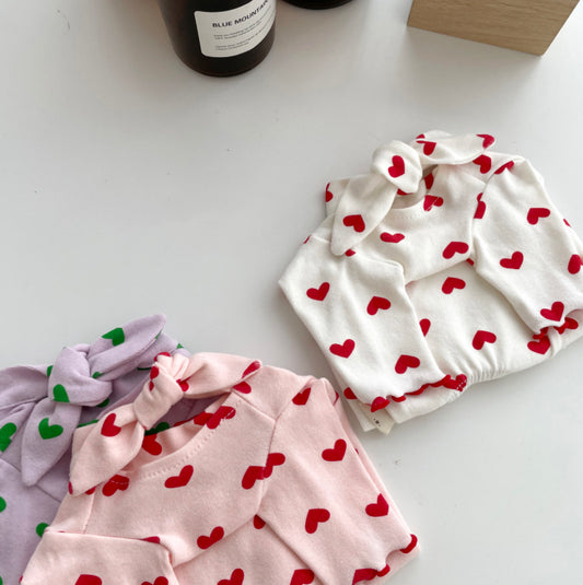 Heart Ribbon Tee (3 colors)