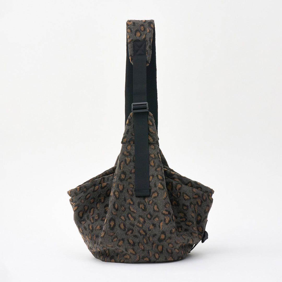 Dumpling Sling Bag Leopard