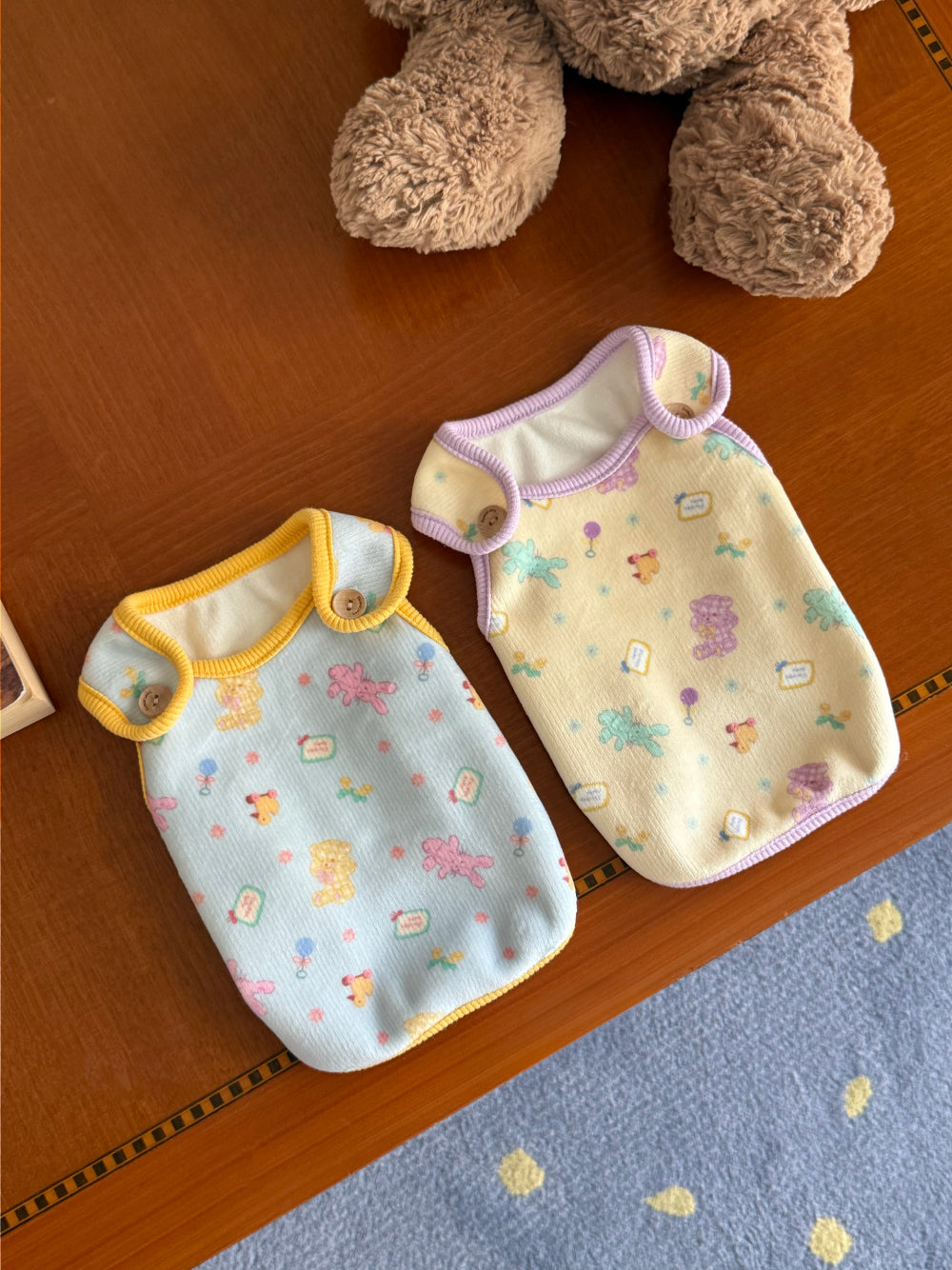Toy Bebe Vest (2 colors)