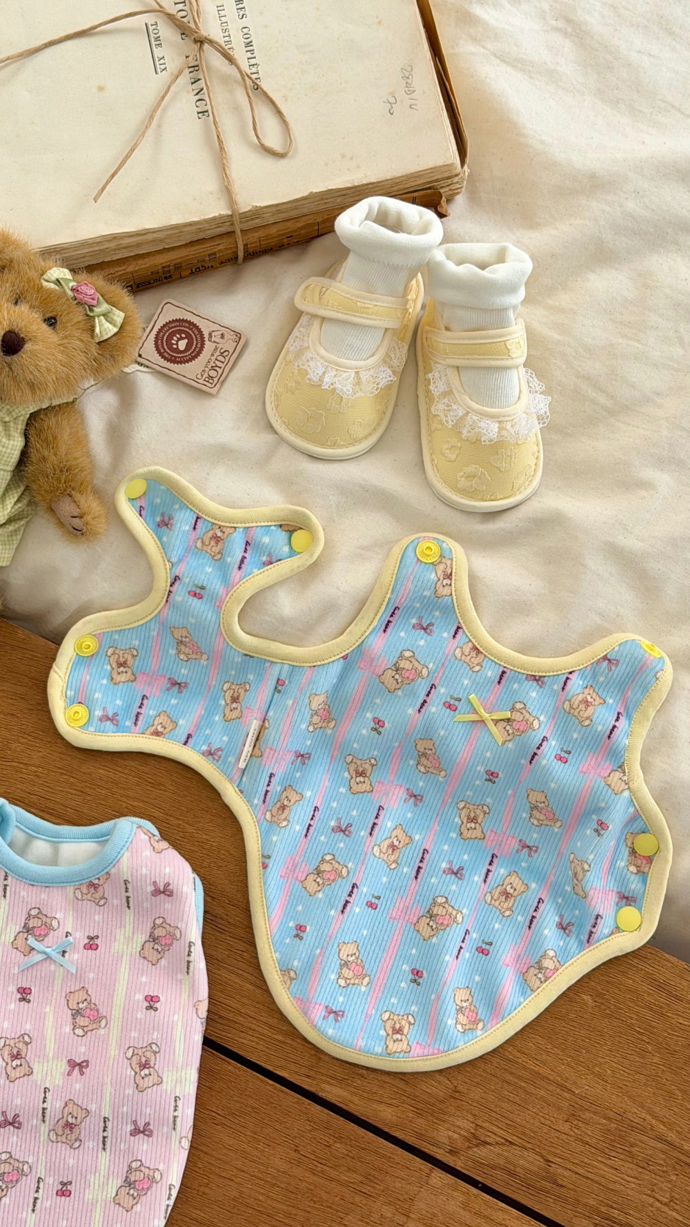 Sweet Dream Vest (2 colors)