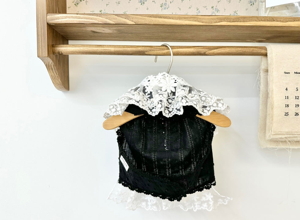 Lace Collar Harness