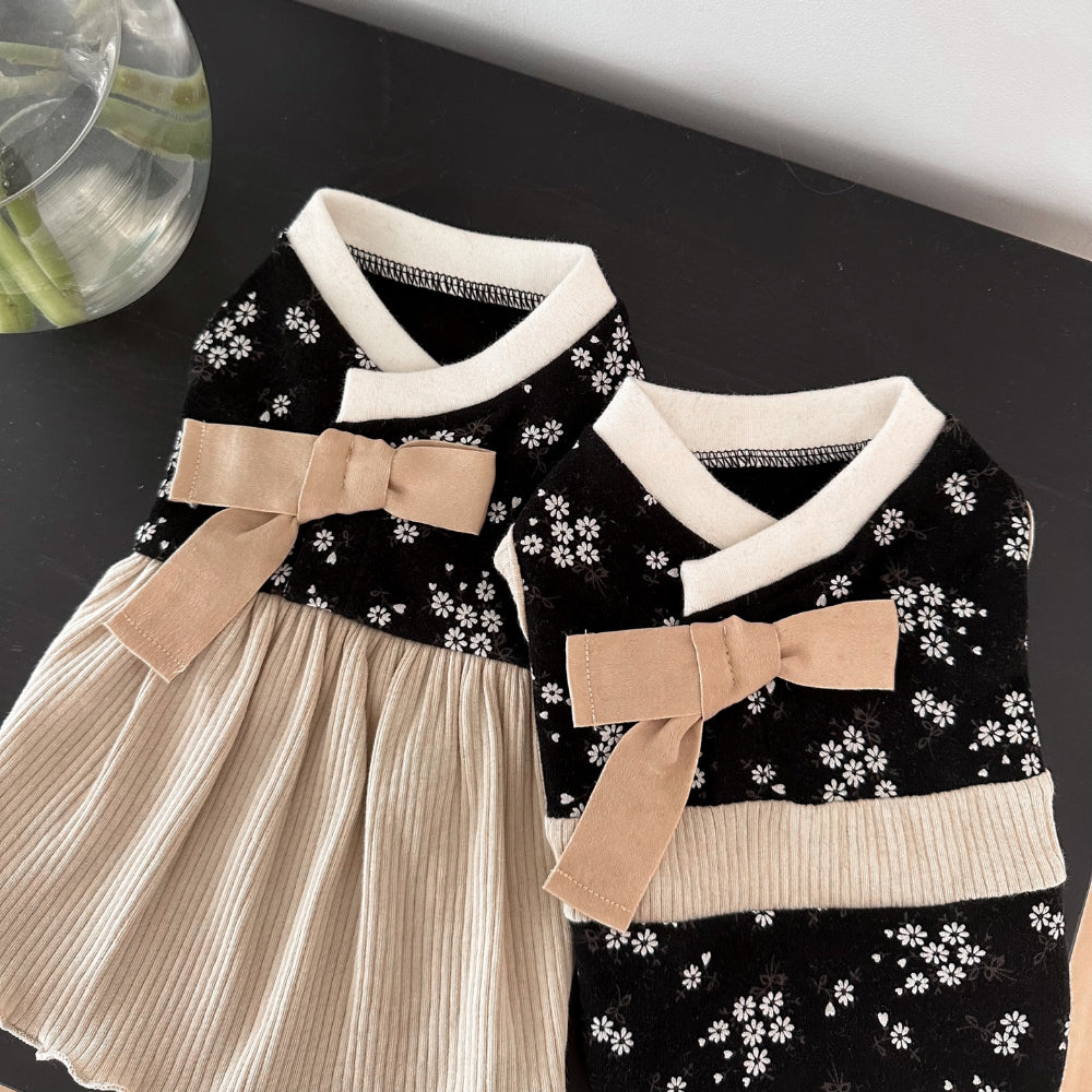 Flower Pattern Hanbok (2 style)