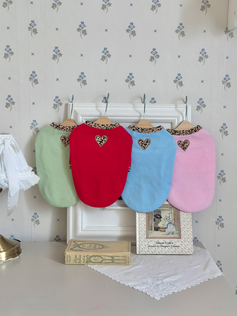 Leopard Heart Top (4 colors)