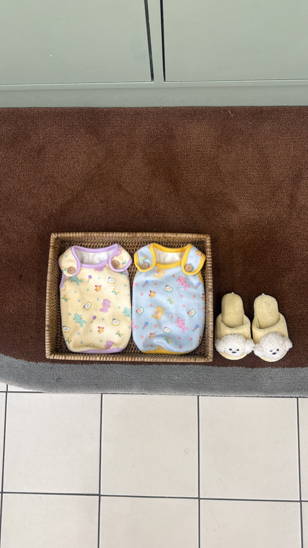 Toy Bebe Vest (2 colors)