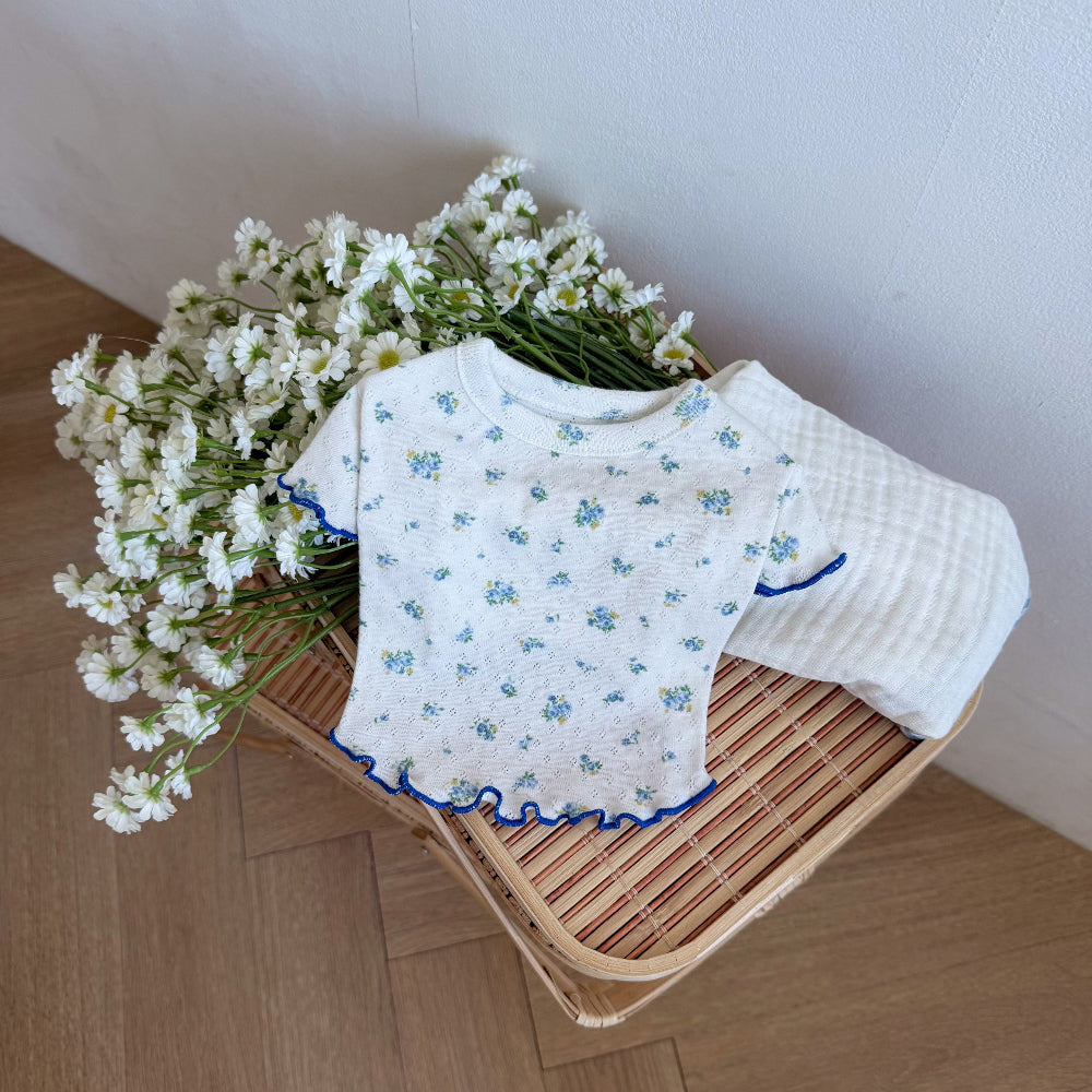 Eyelet Tee (3 colors)