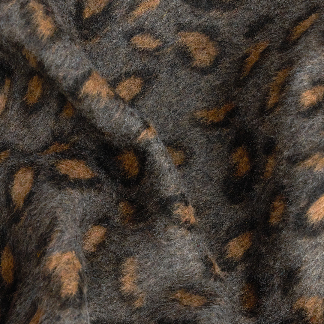 Dumpling Sling Bag Leopard