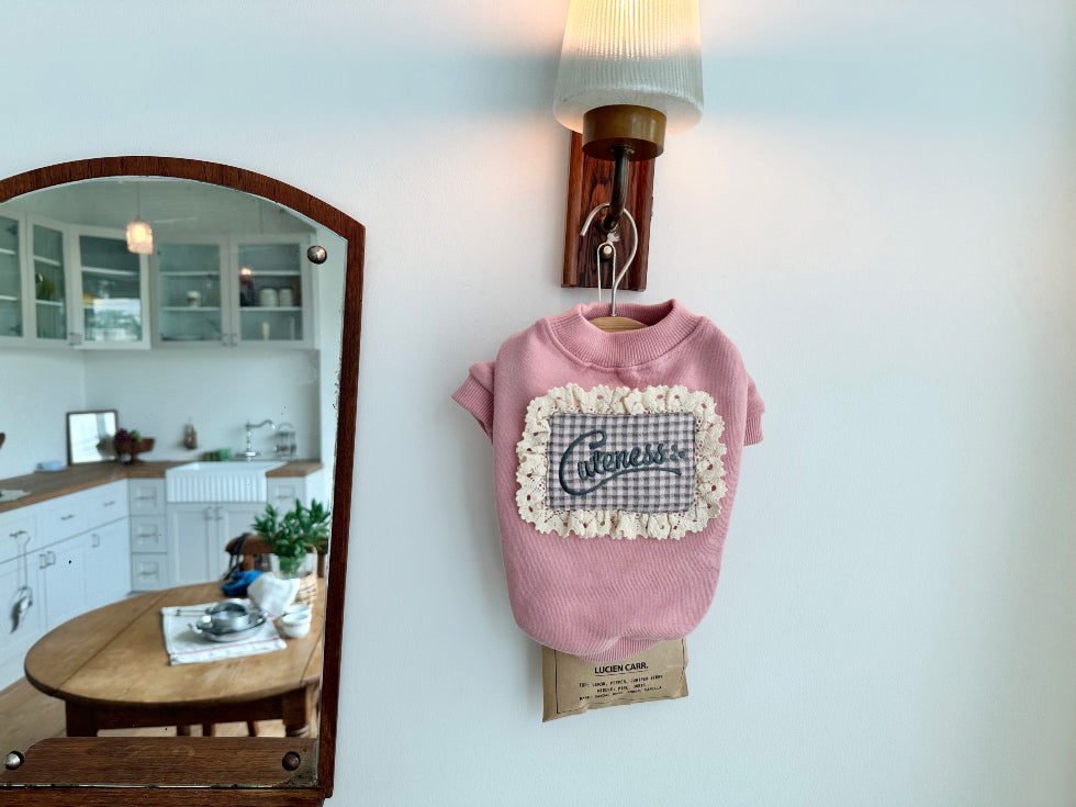 Cuteness Lace Sweatshirt (2 colors)