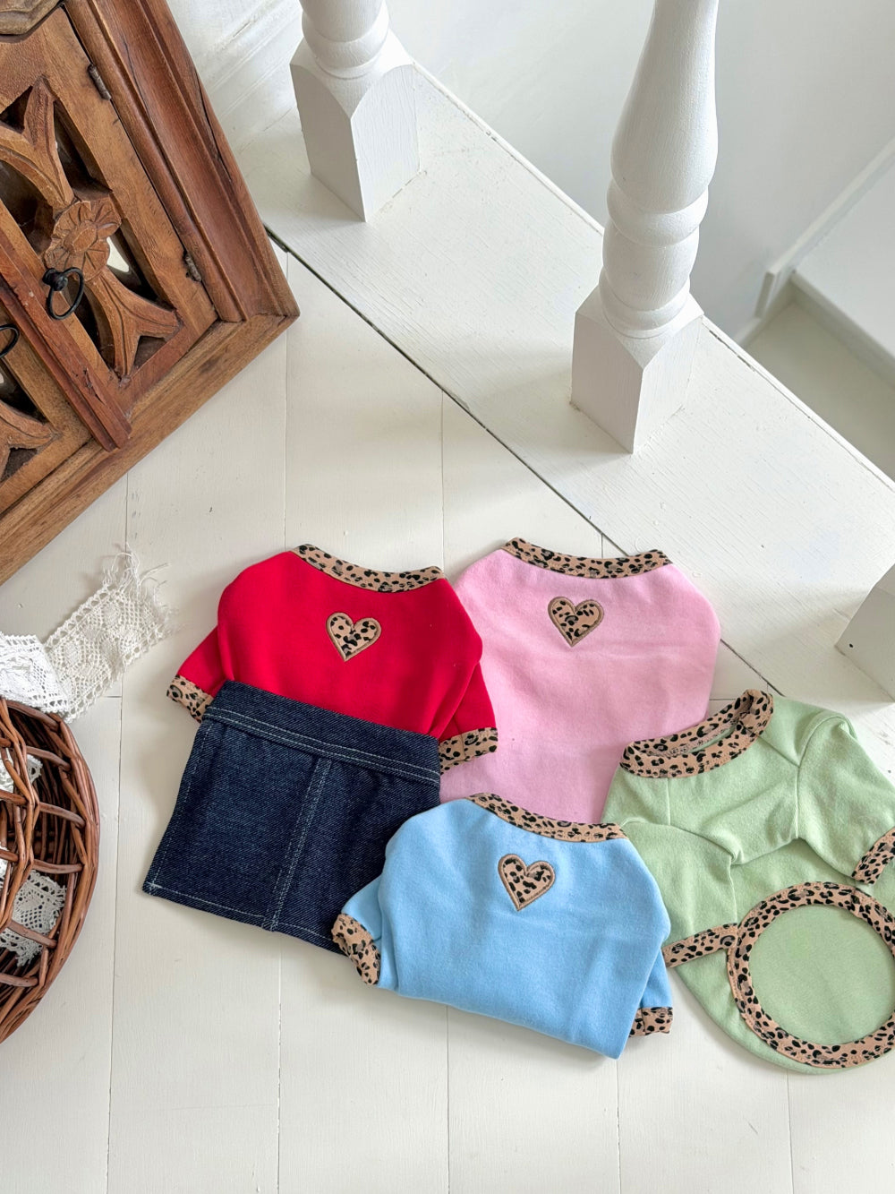 Leopard Heart Top (4 colors)