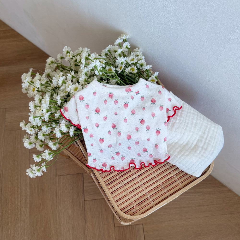 Eyelet Tee (3 colors)