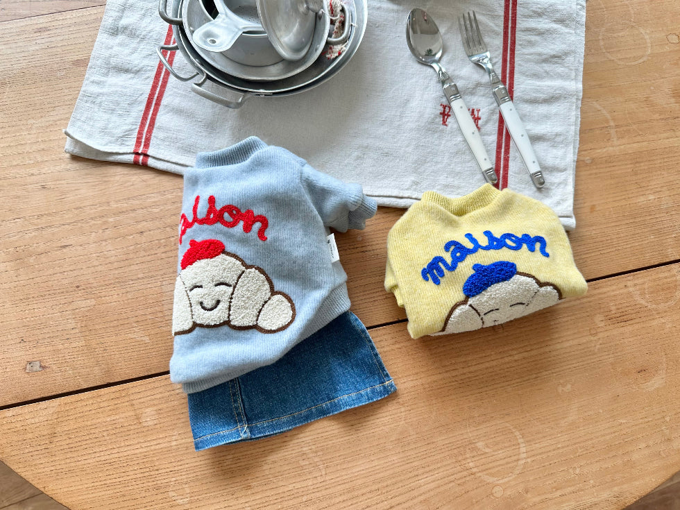 Mallow Puppy Embroidered Sweatshirt (2 colors)