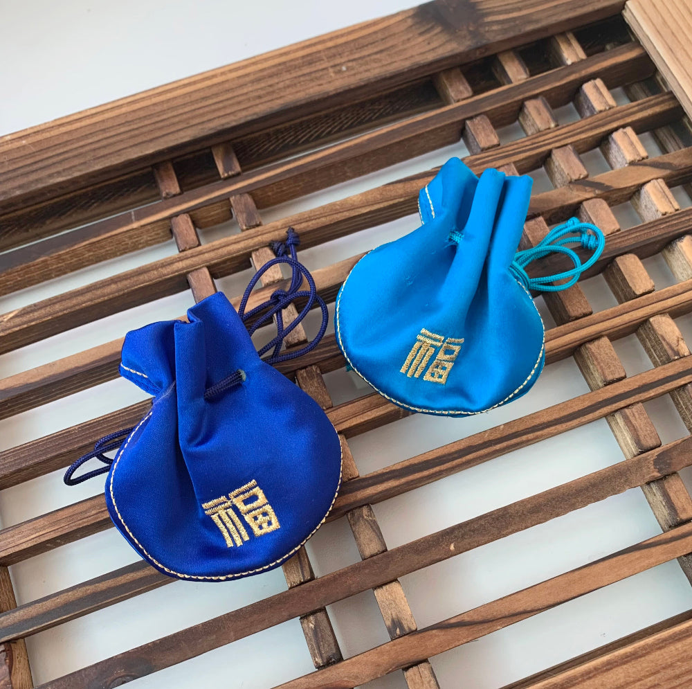 Lucky Pouch (2 colors)
