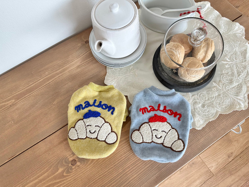 Mallow Puppy Embroidered Sweatshirt (2 colors)