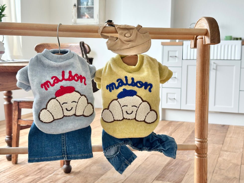 Mallow Puppy Embroidered Sweatshirt (2 colors)