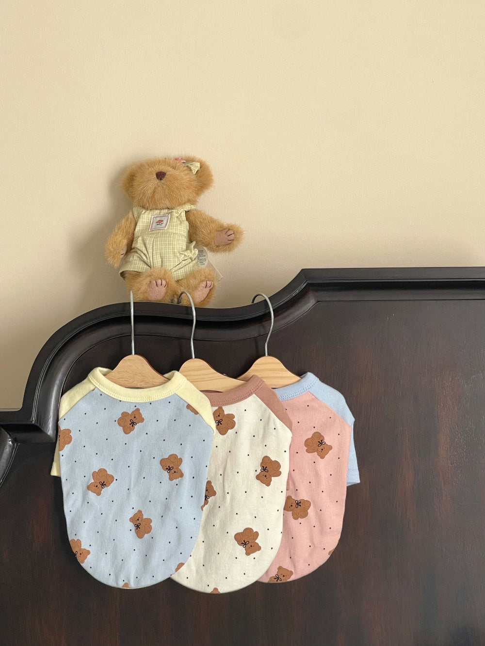 Ribbon Bear Tee (3 colors)