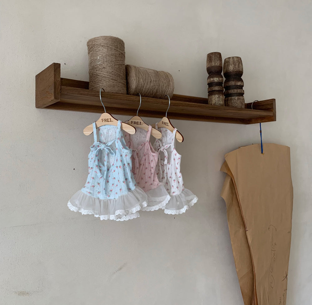 Strawberry Flower Ribbon Sleeveless Dress (3 colors)