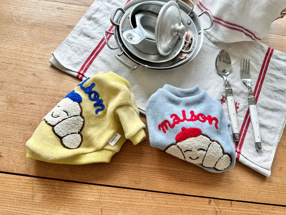 Mallow Puppy Embroidered Sweatshirt (2 colors)
