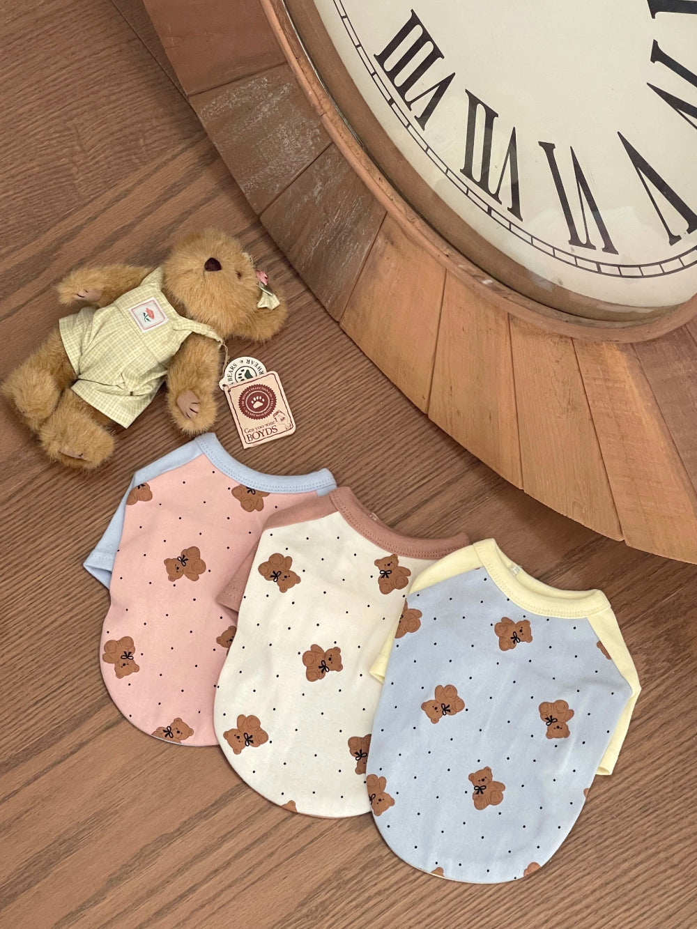 Ribbon Bear Tee (3 colors)