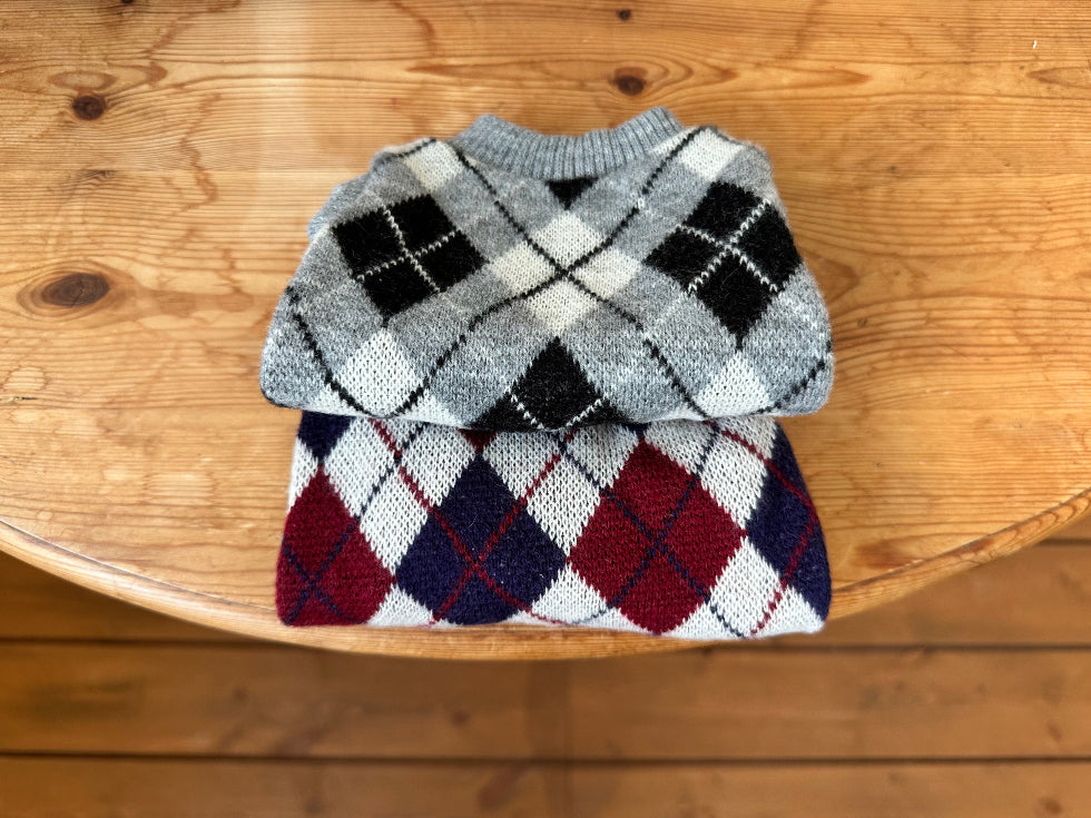 Argyle Knit Vest (2 colors)