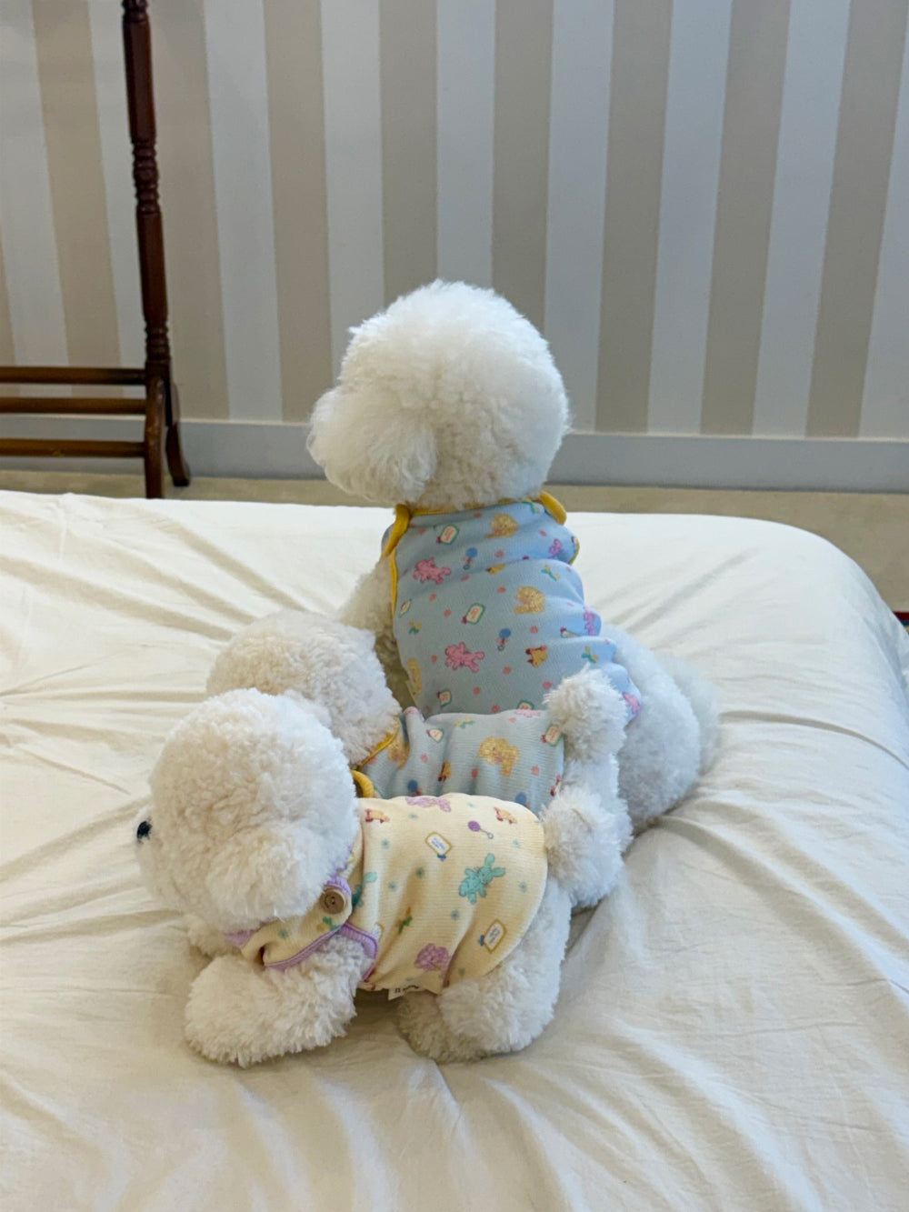Toy Bebe Vest (2 colors)