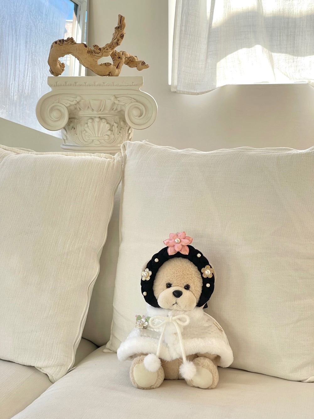 Flower Mink Fur Hanbok Cape (2 colors)