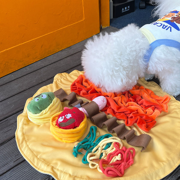 Jumbo Mandu Sniffing Mat Toy