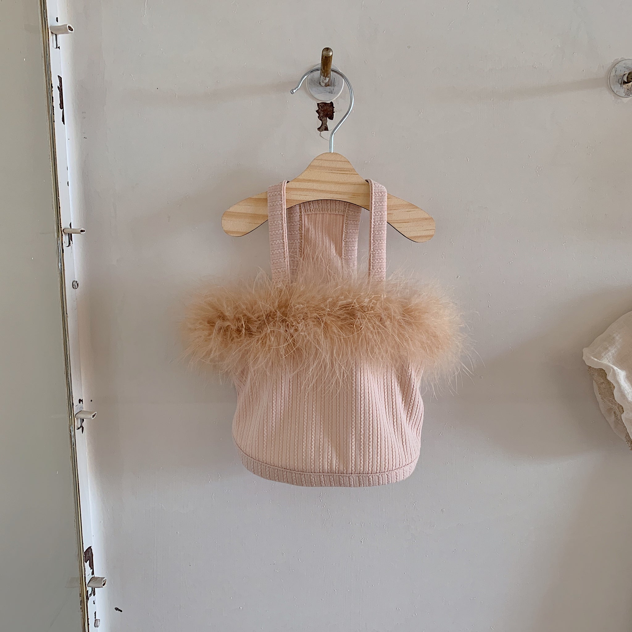 Maybe Crop Tee (Beige)